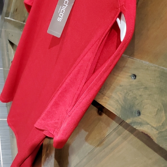 Chico's Red Cut Out Short Sleeve Blouse - Picture 3 of 6